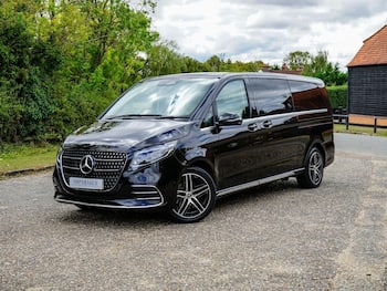 Used Mercedes-Benz V-Class 2025 for sale - 79766925: Photo