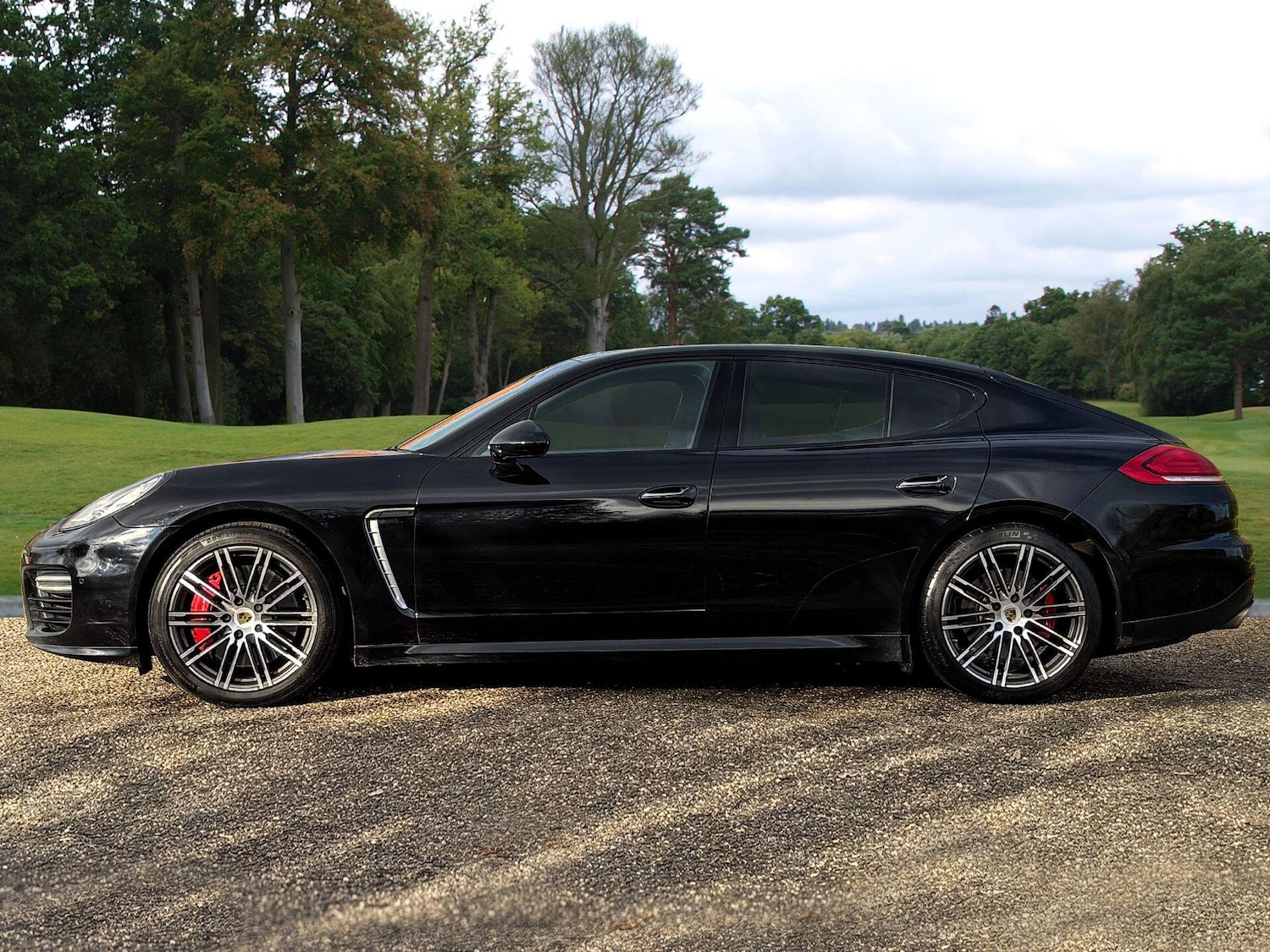 Used Porsche Panamera 2015 for sale - 76597029: Photo 2