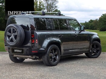 Used Land Rover Defender 110 2022 for sale - 79236183: Photo