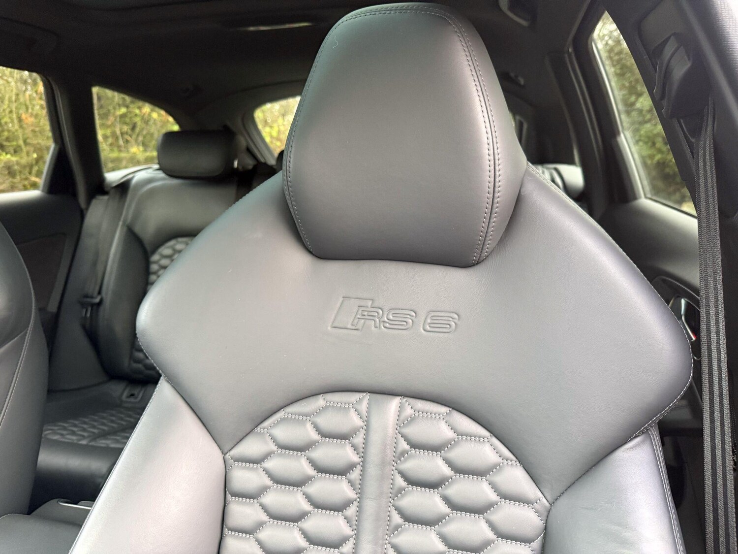 Used Audi RS6 Avant 2015 for sale - 76619941: Photo 12