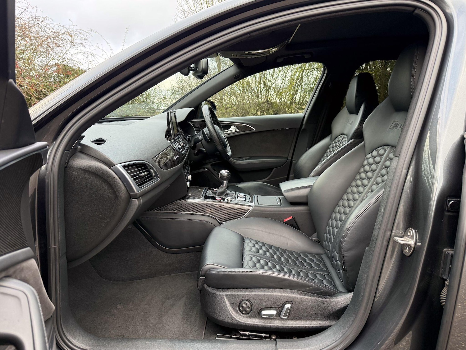 Used Audi RS6 Avant 2015 for sale - 76619941: Photo 6