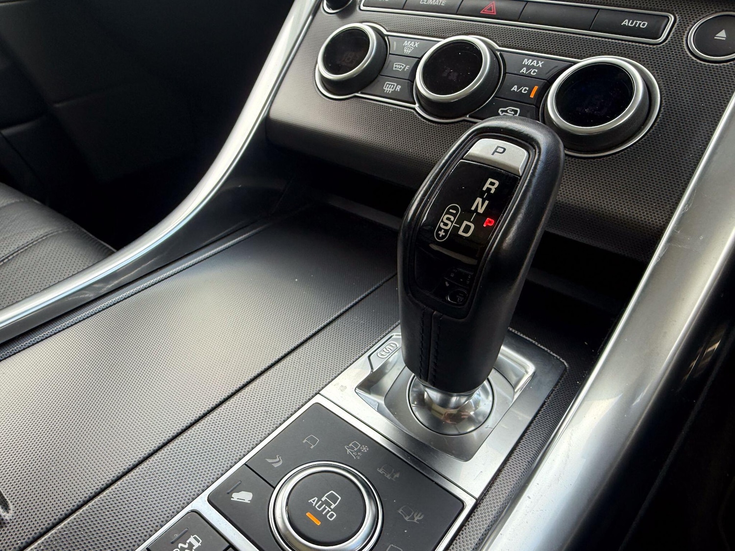 Used Land Rover Range Rover Sport 2017 for sale - 76381038: Photo 24