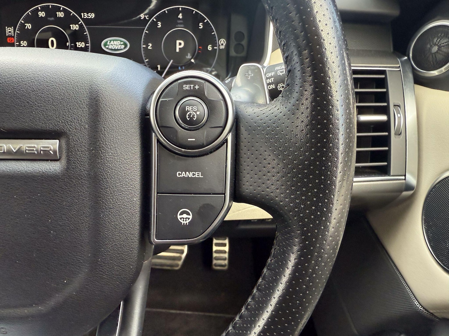 Used Land Rover Range Rover Sport 2017 for sale - 76381038: Photo 26