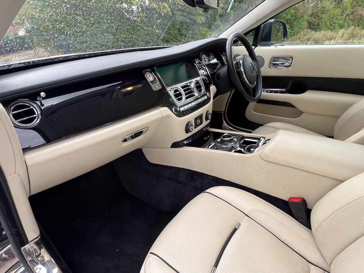 Used Rolls-Royce Wraith 2015 for sale - 75728876: Photo 12