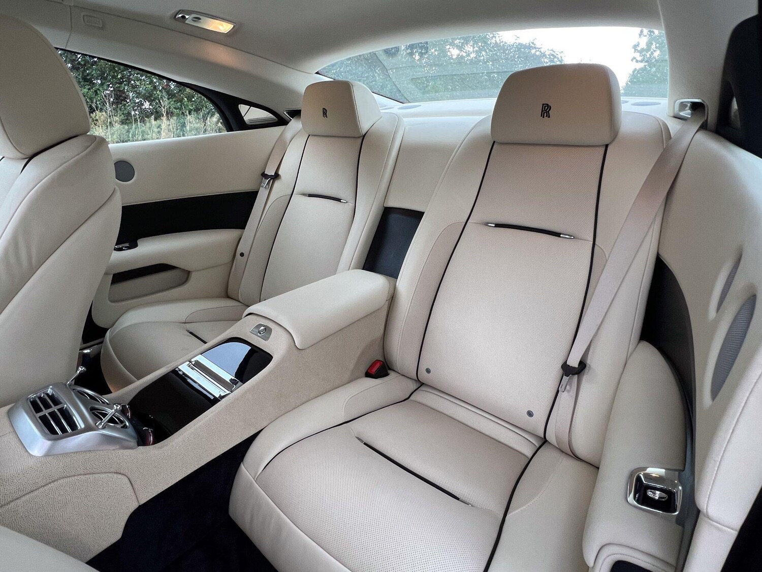 Used Rolls-Royce Wraith 2015 for sale - 75728876: Photo 16