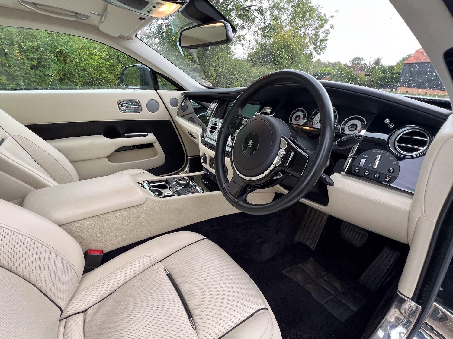 Used Rolls-Royce Wraith 2015 for sale - 75728876: Photo 19