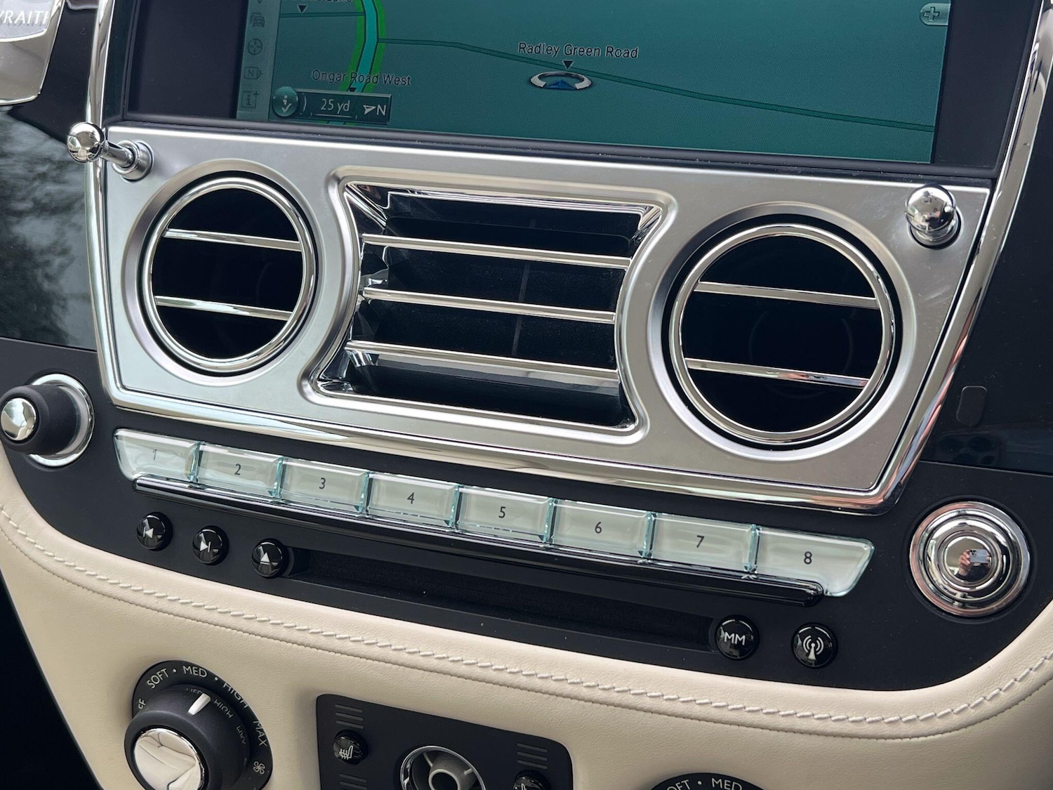 Used Rolls-Royce Wraith 2015 for sale - 75728876: Photo 27