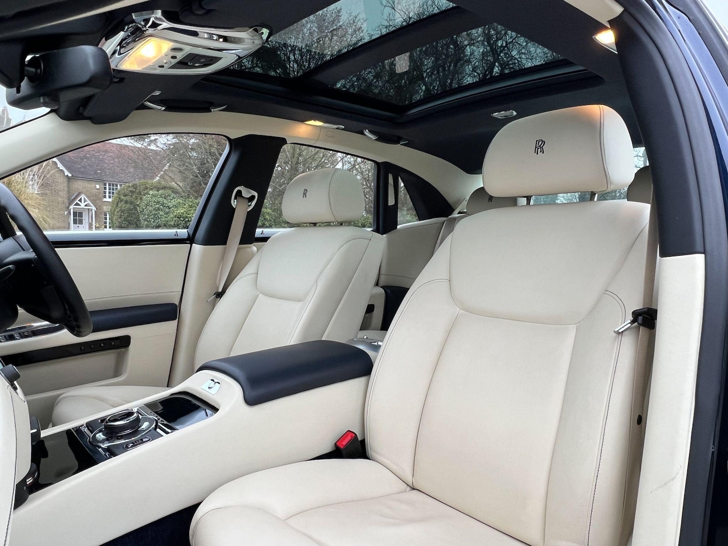 Used Rolls-Royce Ghost for sale - 76996031: Photo 14