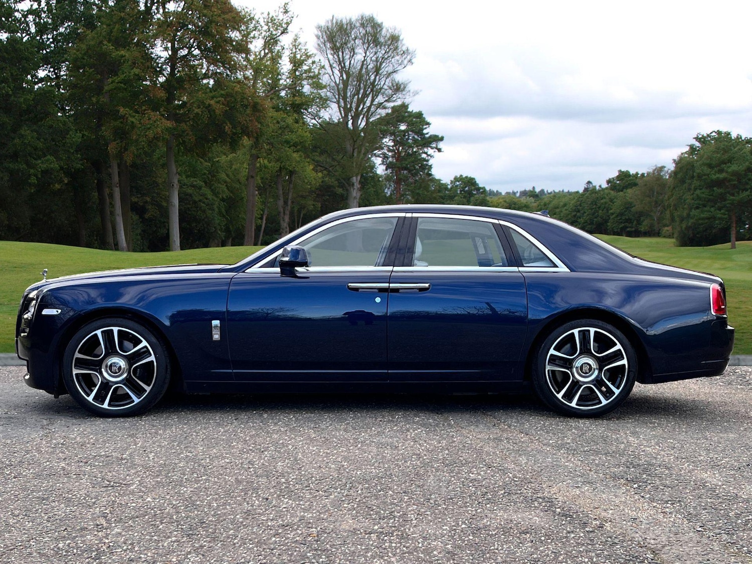 Used Rolls-Royce Ghost for sale - 76996031: Photo 2