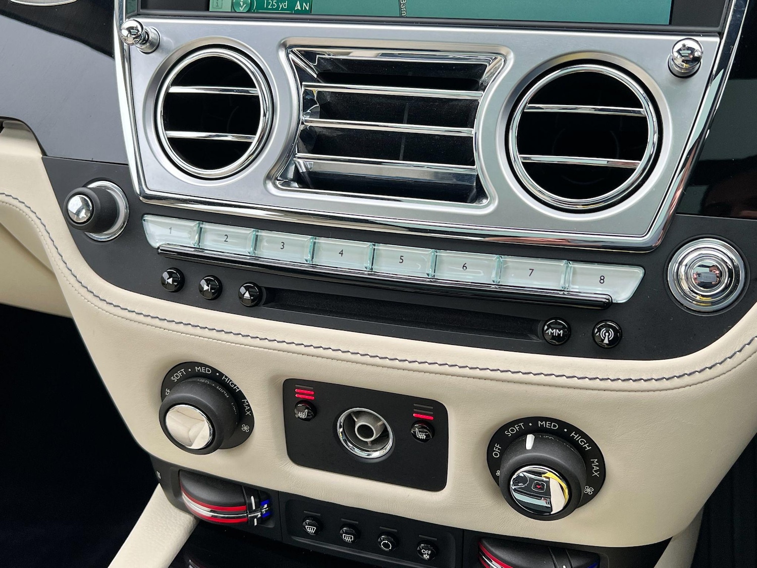 Used Rolls-Royce Ghost for sale - 76996031: Photo 25