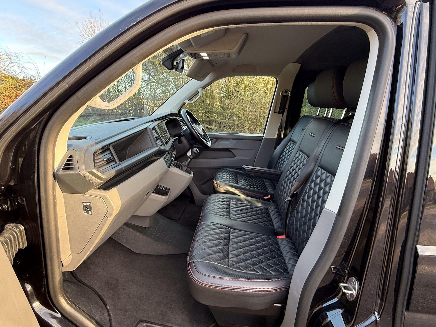 Used Volkswagen Transporter 2021 for sale - 77191515: Photo 3