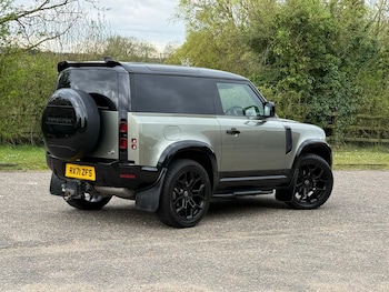 Used Land Rover Defender 90 2021 for sale - 78116085: Photo