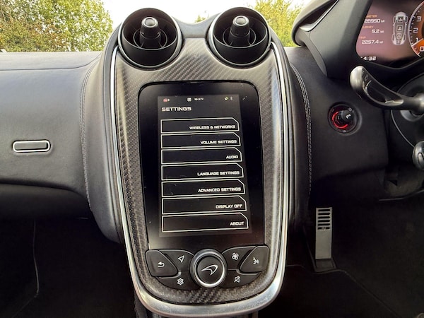Used McLaren 570S 2018 for sale - 76072681: Photo 32