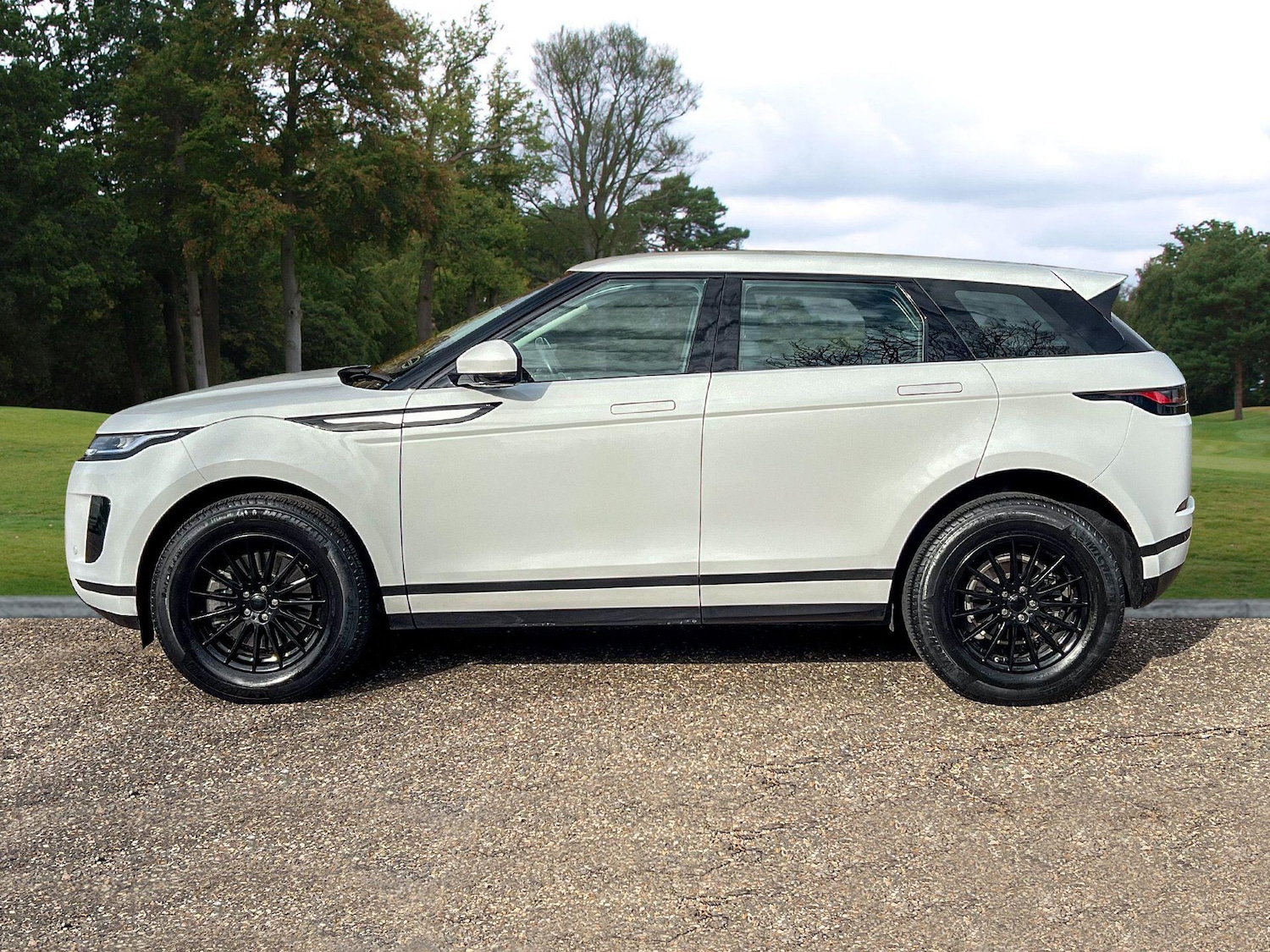 Used Land Rover Range Rover Evoque 2021 for sale - 76314358: Photo 2