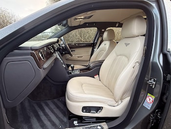 Used Bentley Mulsanne 2012 for sale - 76995736: Photo