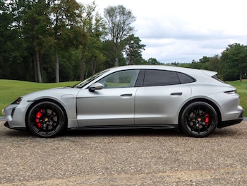 Used Porsche Taycan 2023 for sale - 79520399: Photo