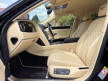 Used Bentley Flying Spur 2017 for sale - 75520497: Photo