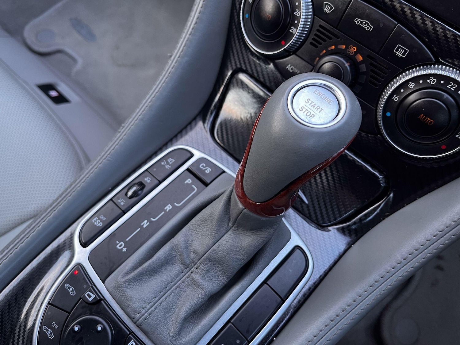 Used Mercedes-Benz SL 2003 for sale - 77143239: Photo 18