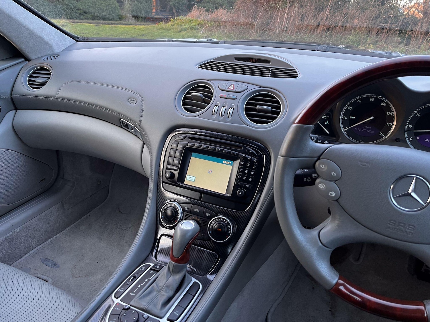 Used Mercedes-Benz SL 2003 for sale - 77143239: Photo 6