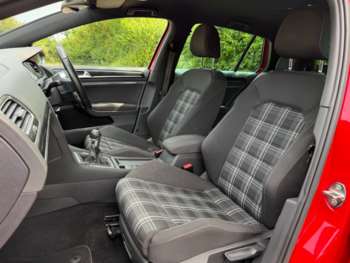 Used Volkswagen Golf 2015 for sale - 74822270: Photo