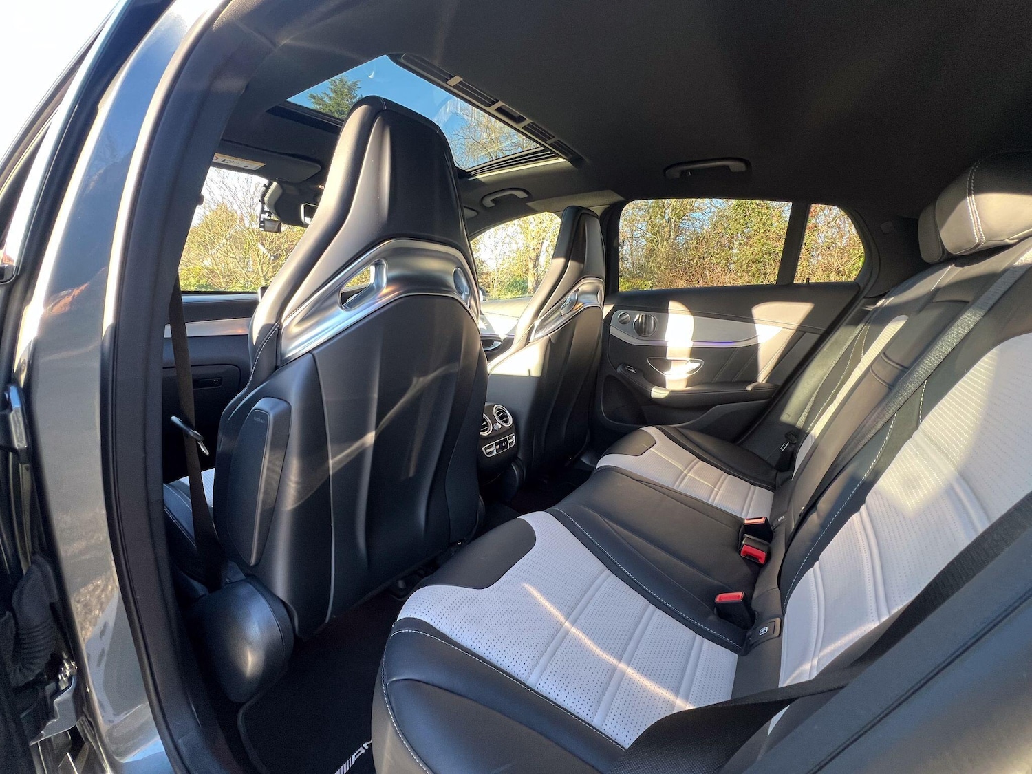 Used Mercedes-Benz GLC 2021 for sale - 77119913: Photo 16