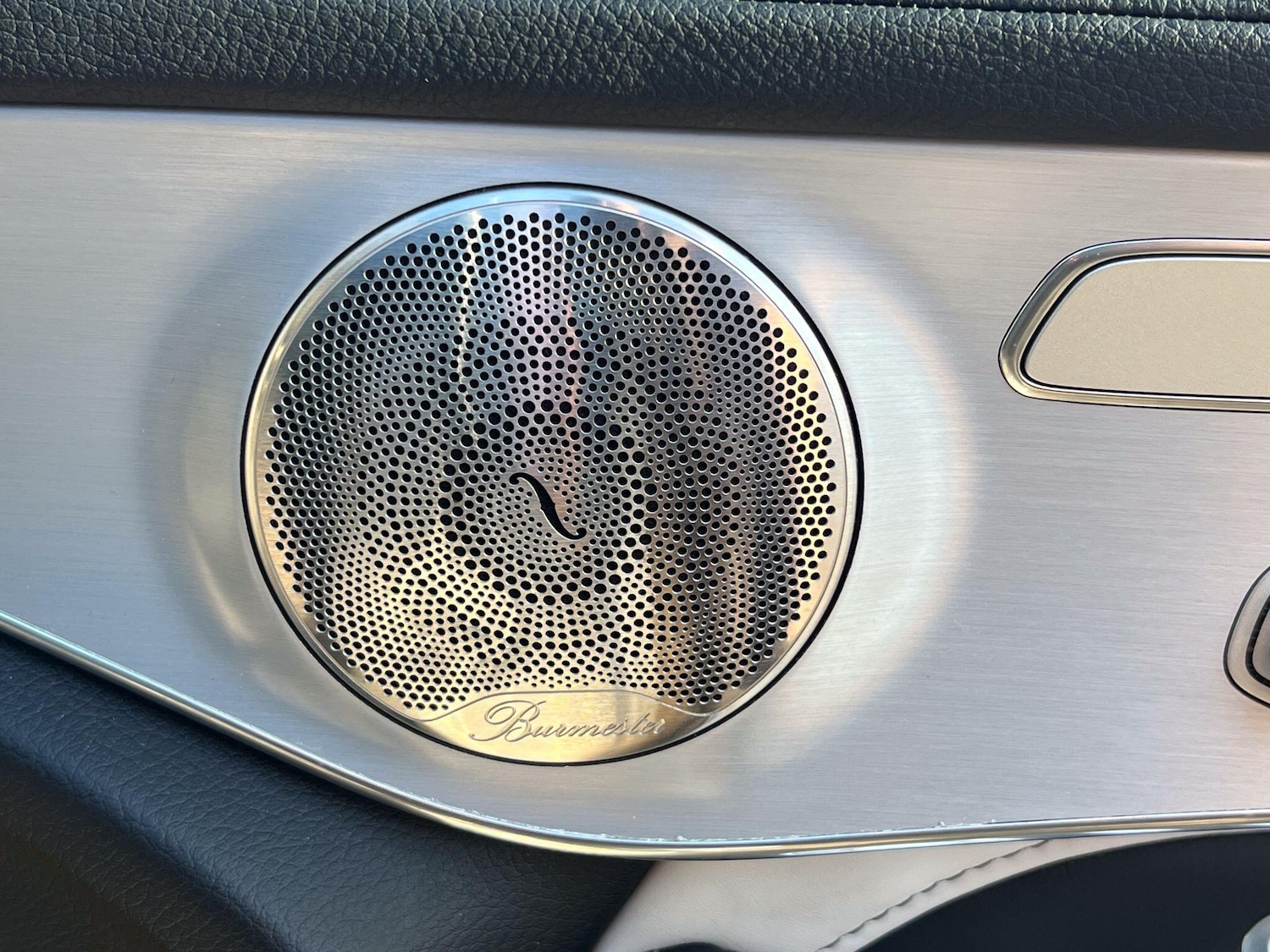 Used Mercedes-Benz GLC 2021 for sale - 77119913: Photo 8