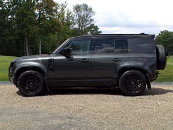 Used Land Rover Defender 110 2023 for sale - 73671219: Photo