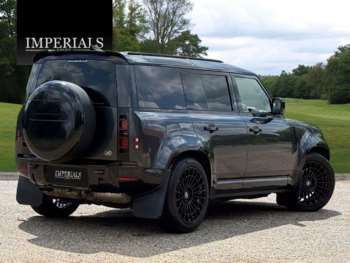 Used Land Rover Defender 110 2023 for sale - 73671219: Photo