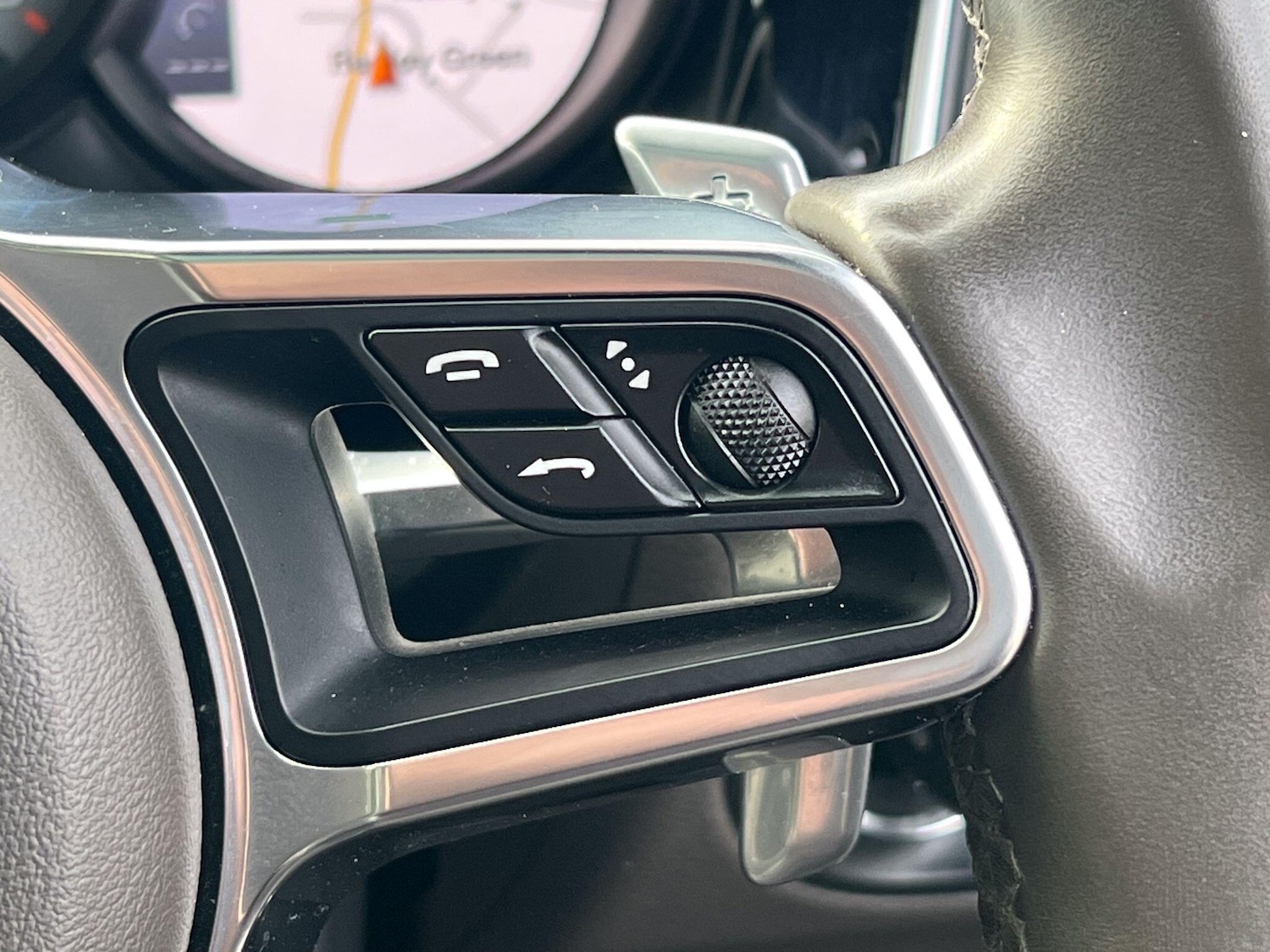 Used Porsche Macan 2017 for sale - 76499562: Photo 38