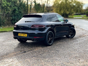 Used Porsche Macan 2017 for sale - 76499562: Photo