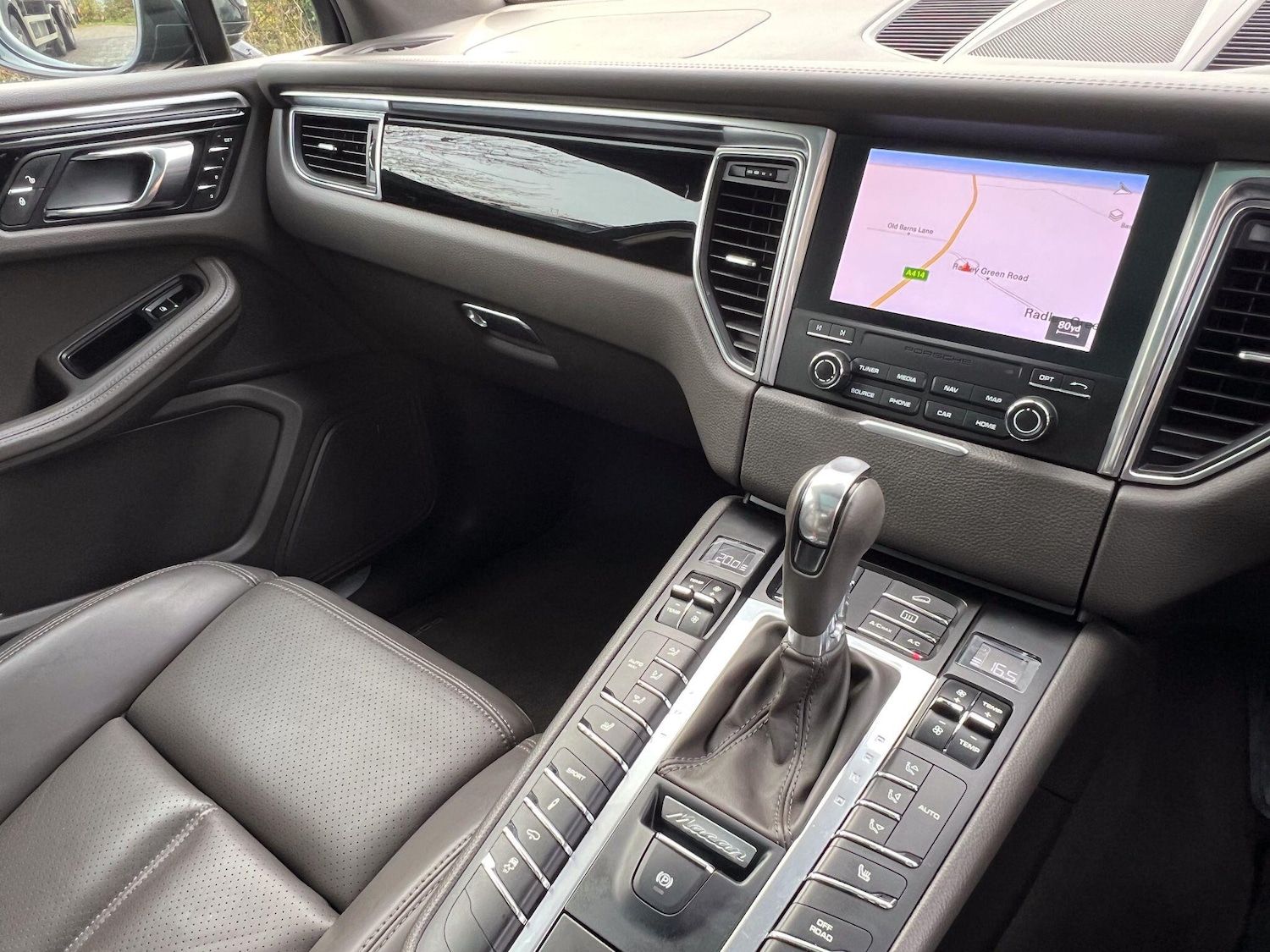 Used Porsche Macan 2017 for sale - 76499562: Photo 6