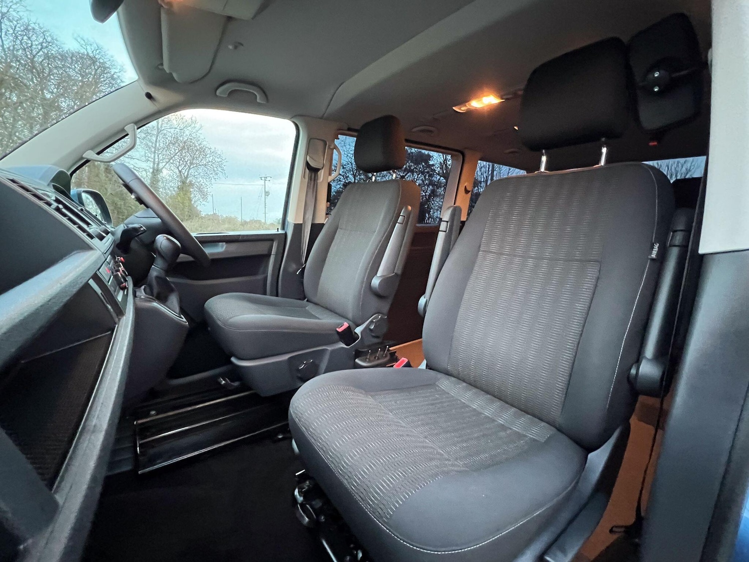 Used Volkswagen Transporter Shuttle 2018 for sale - 76613006: Photo 16