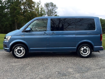 Used Volkswagen Transporter Shuttle 2018 for sale - 76613006: Photo