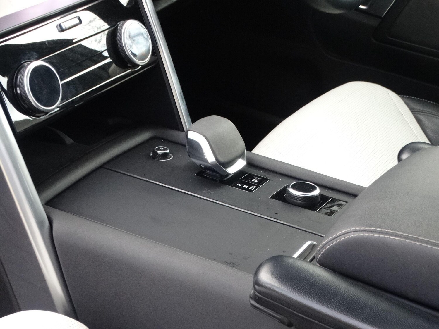 Used Land Rover Discovery for sale - 78115988: Photo 18