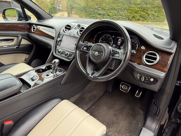 Used Bentley Bentayga 2017 for sale - 76227740: Photo 18