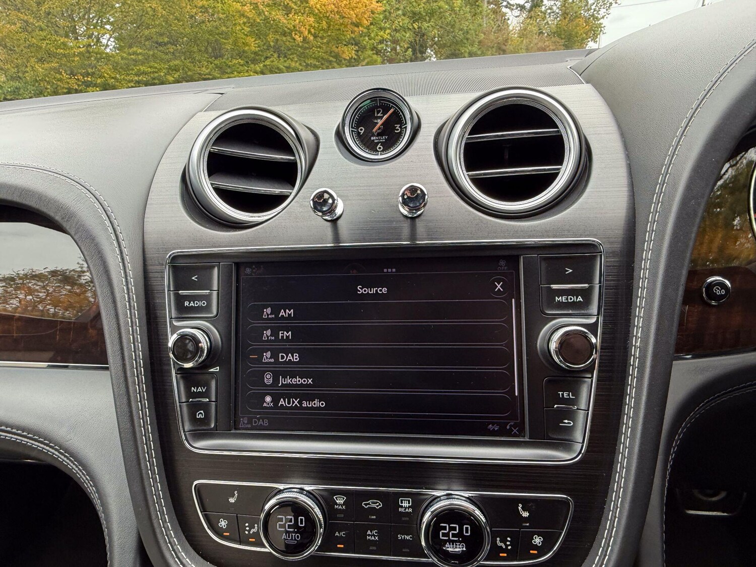 Used Bentley Bentayga 2017 for sale - 76227740: Photo 25