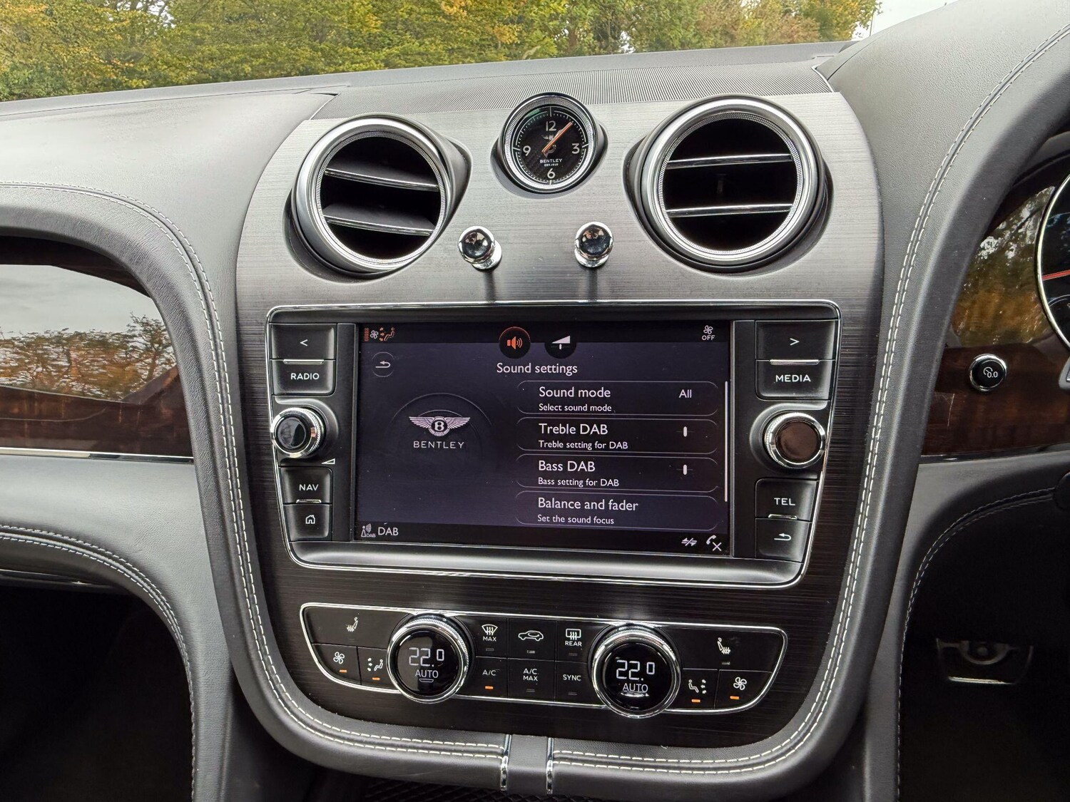 Used Bentley Bentayga 2017 for sale - 76227740: Photo 26