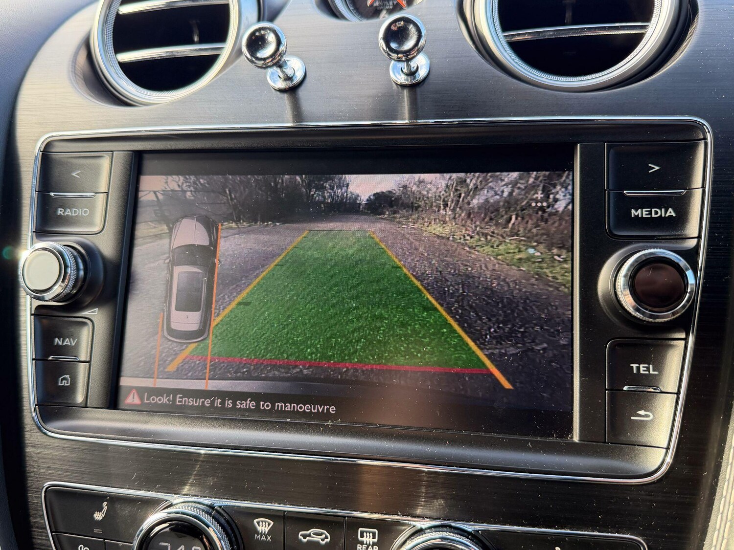 Used Bentley Bentayga 2017 for sale - 76227740: Photo 33