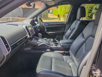 Used Porsche Cayenne 2013 for sale - 79317174: Photo