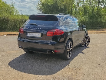 Used Porsche Cayenne 2013 for sale - 79317174: Photo
