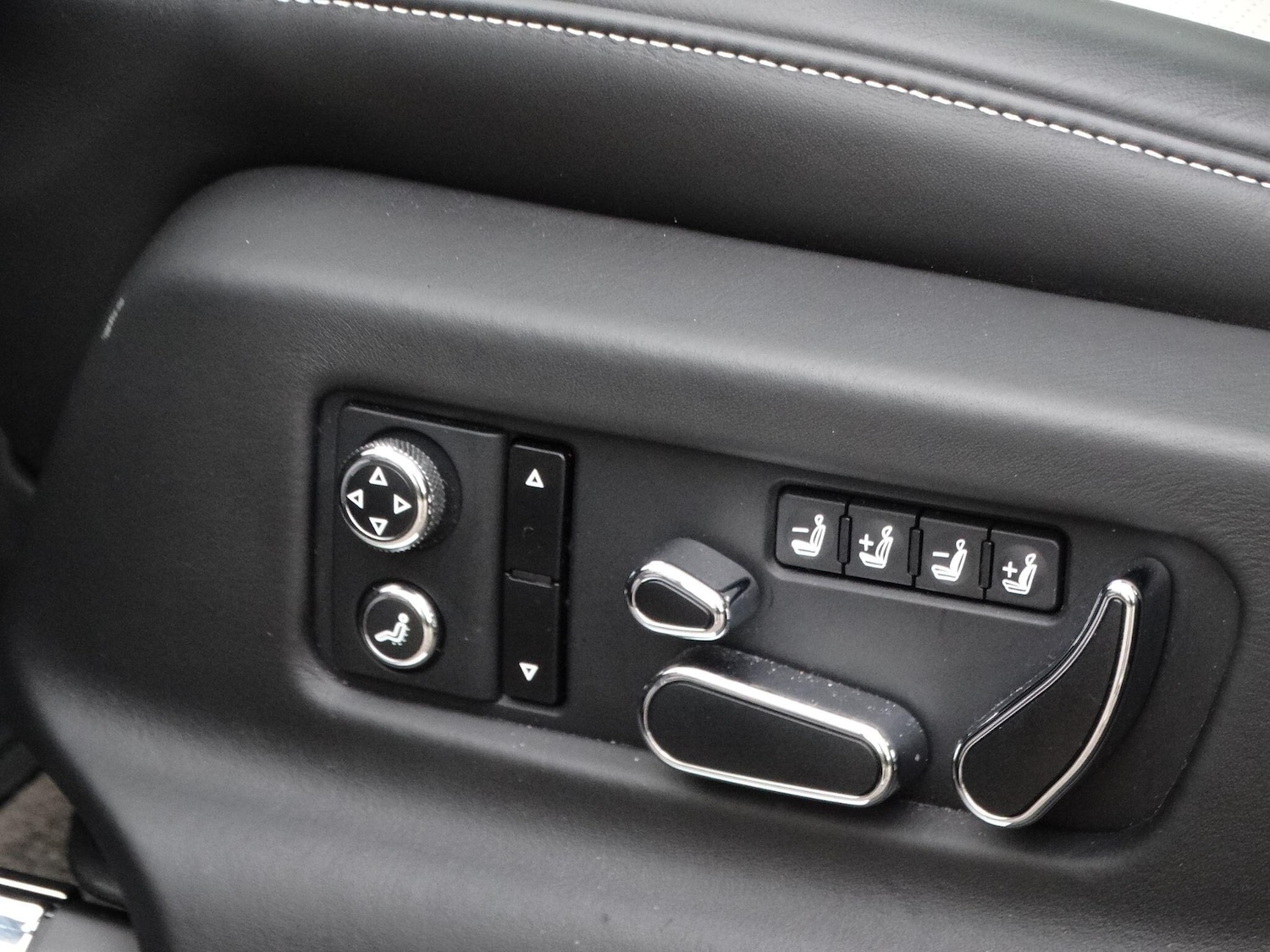 Used Bentley Bentayga 2019 for sale - 78020052: Photo 20