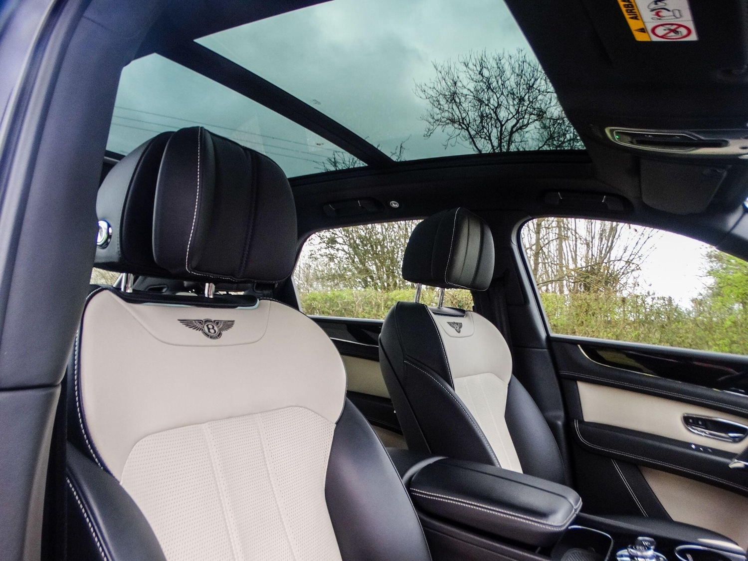 Used Bentley Bentayga 2019 for sale - 78020052: Photo 22