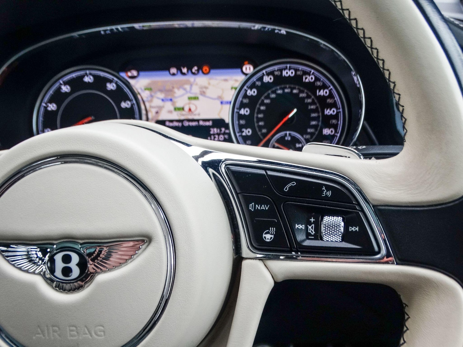 Used Bentley Bentayga 2019 for sale - 78020052: Photo 34