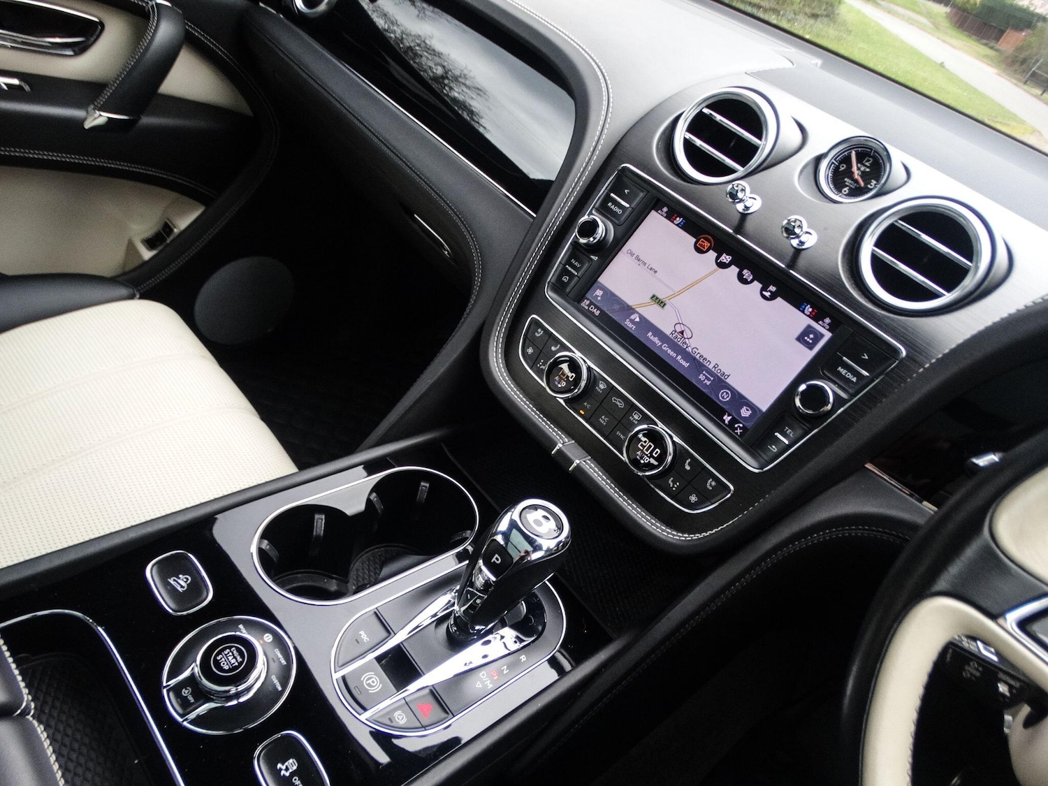 Used Bentley Bentayga 2019 for sale - 78020052: Photo 6