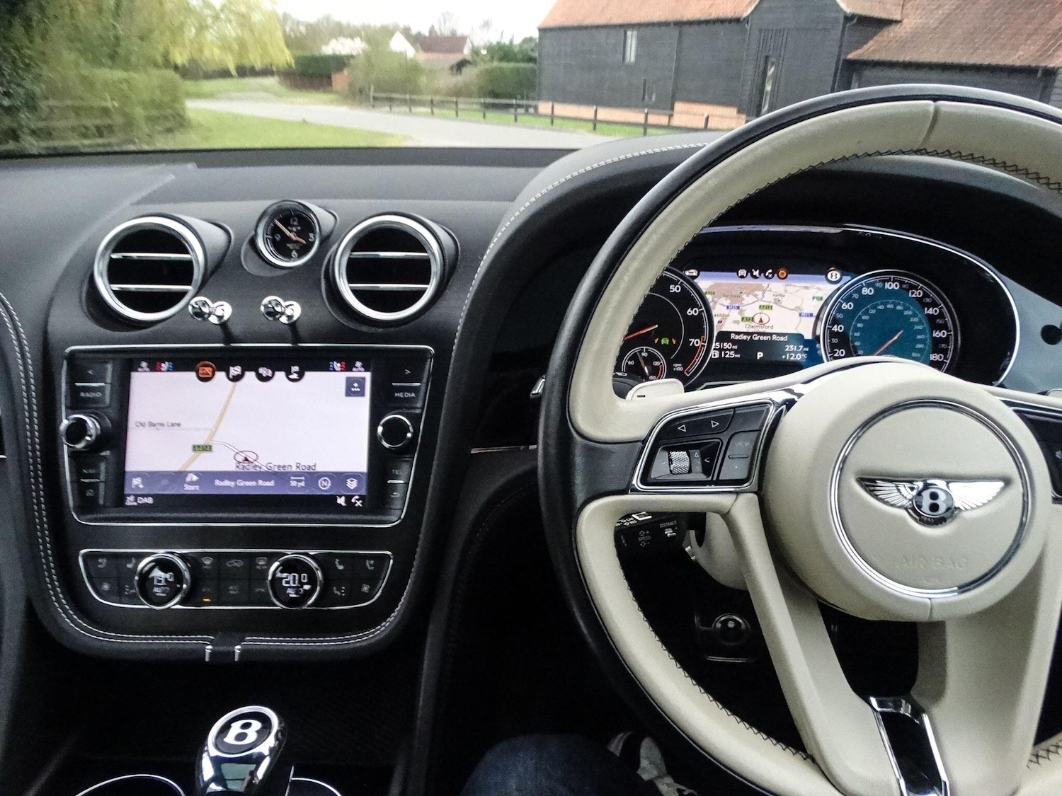 Used Bentley Bentayga 2019 for sale - 78020052: Photo 8