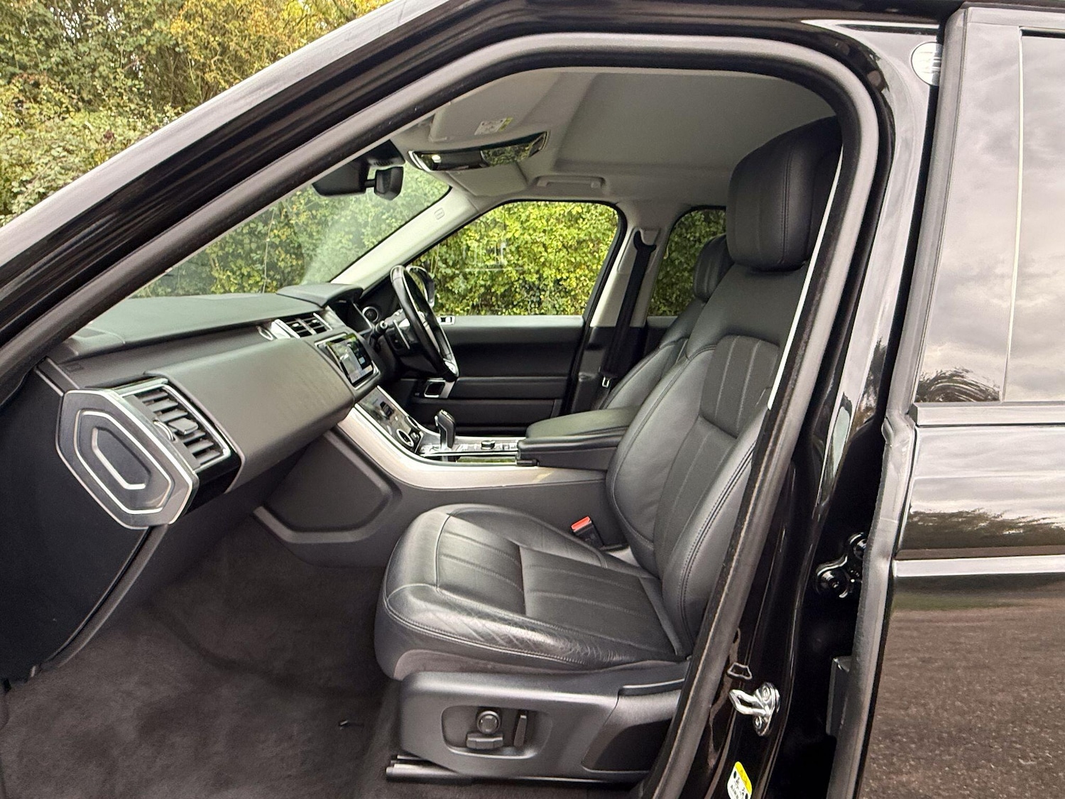 Used Land Rover Range Rover Sport 2020 for sale - 76094459: Photo 3