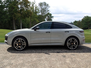 Used Porsche Cayenne 2019 for sale - 79106352: Photo