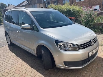 Used Volkswagen Touran 2014 for sale - 79318220: Photo