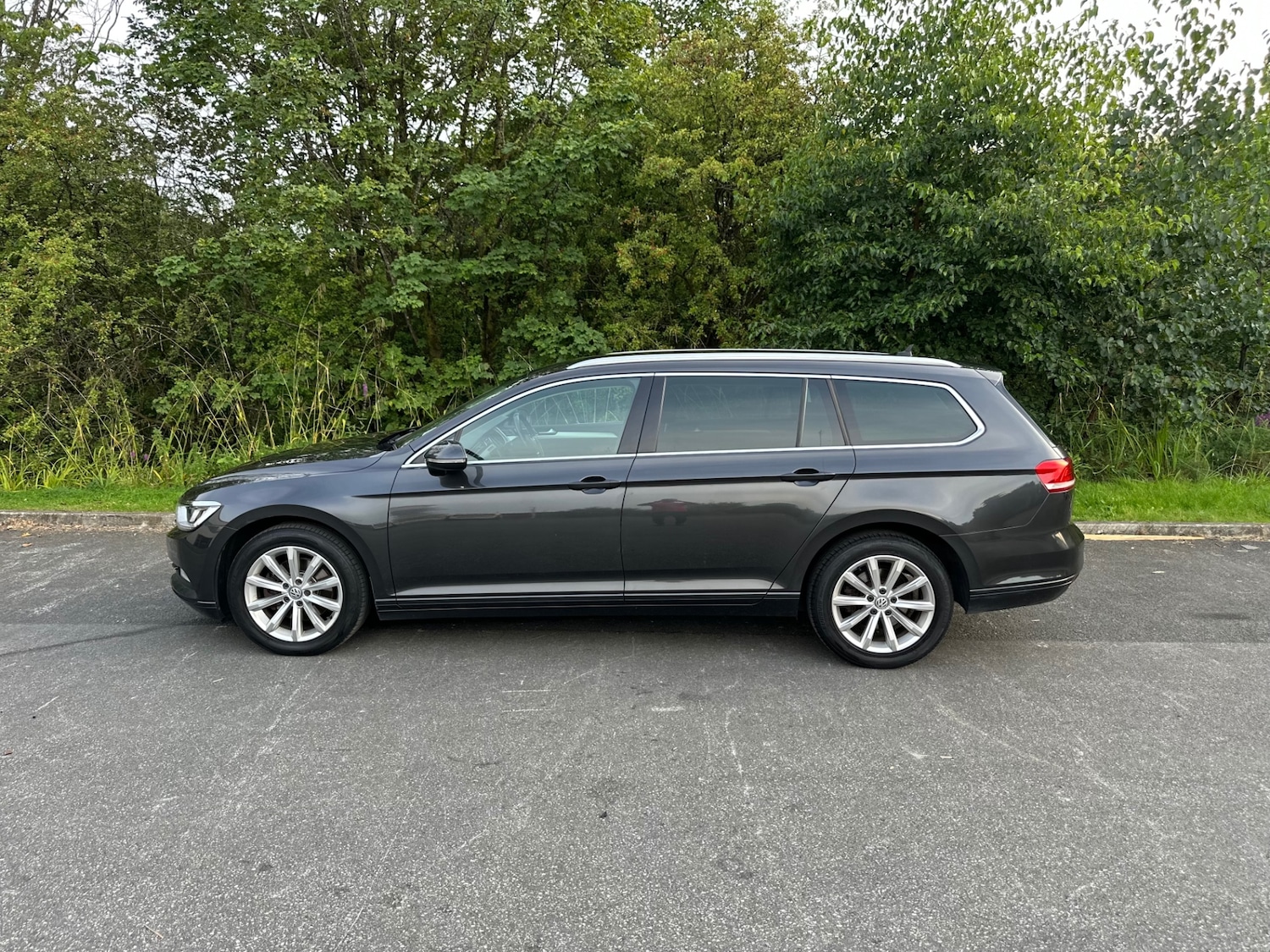 Used Volkswagen Passat 2018 for sale - 76656497: Photo 2