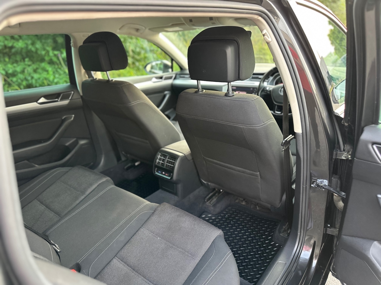 Used Volkswagen Passat 2018 for sale - 76656497: Photo 30